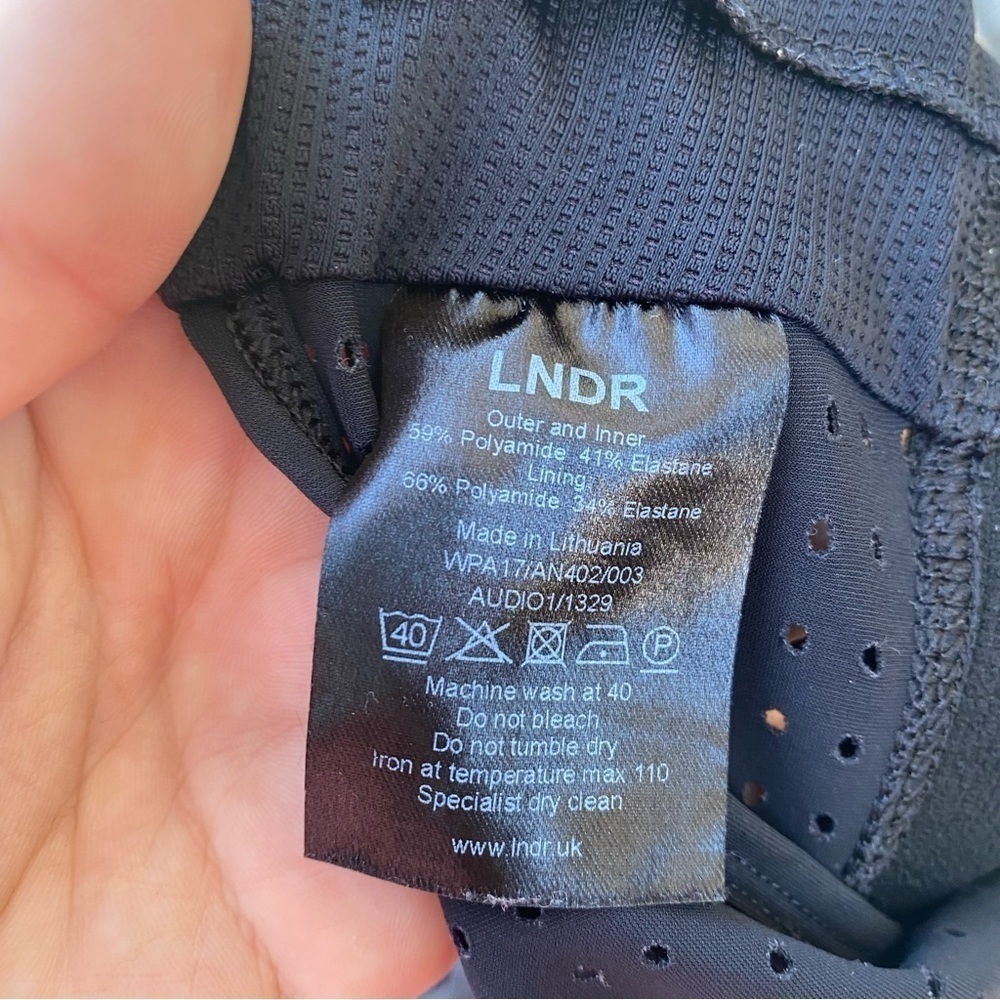 LNDR Performance Tank Top - Picture 6 of 6